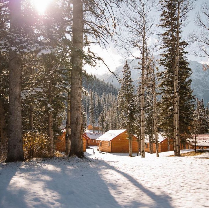 Overlander Mountain Lodge