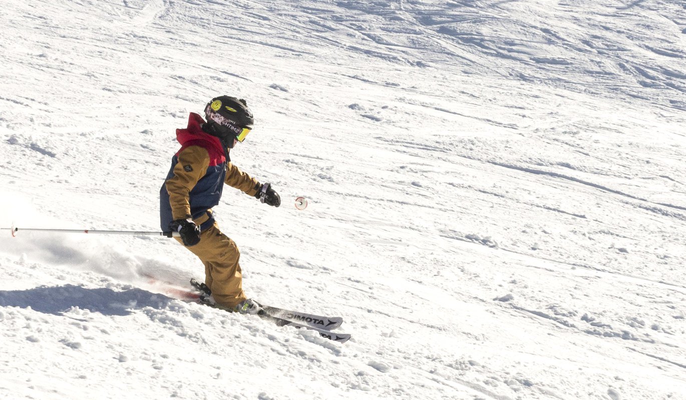 Kids Ski & Camp Marmot Basin Ski